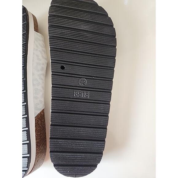 Boutique By Corkies Beach Babe Slip On Sandal Womens Size 11 - Picture 2 of 5